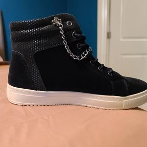 High top Fur material navy blue sneakers for fashion.